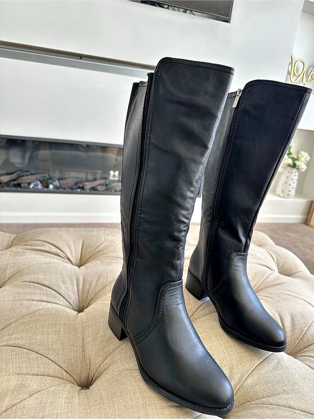 Lane byant Venum Q958 Black Knee-High Boots US 9.5